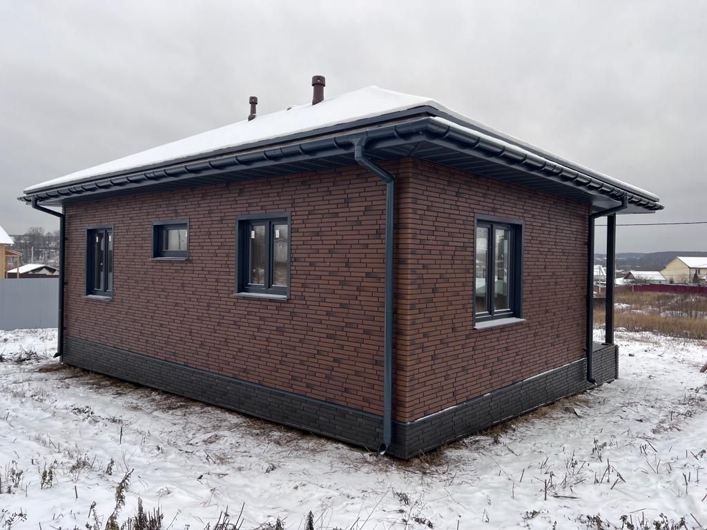 Кронштейн для водосточного желоба ПВХ Docke LUX, графит (RAL 7024) / Пластиковый кронштейн для водостока Деке Люкс